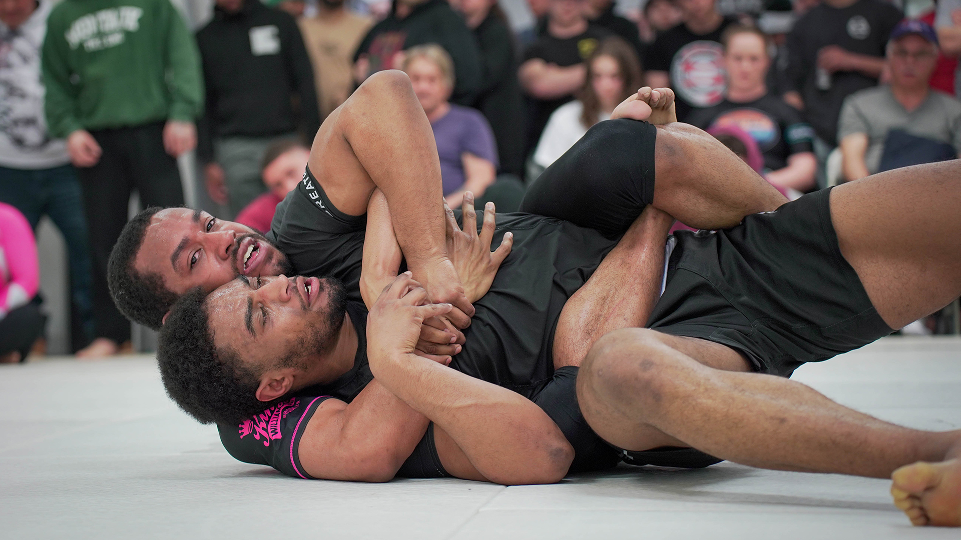 Jared Velez vs Derwin Molina