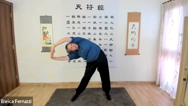 KiGong Class _Wooden Pillow alignment session