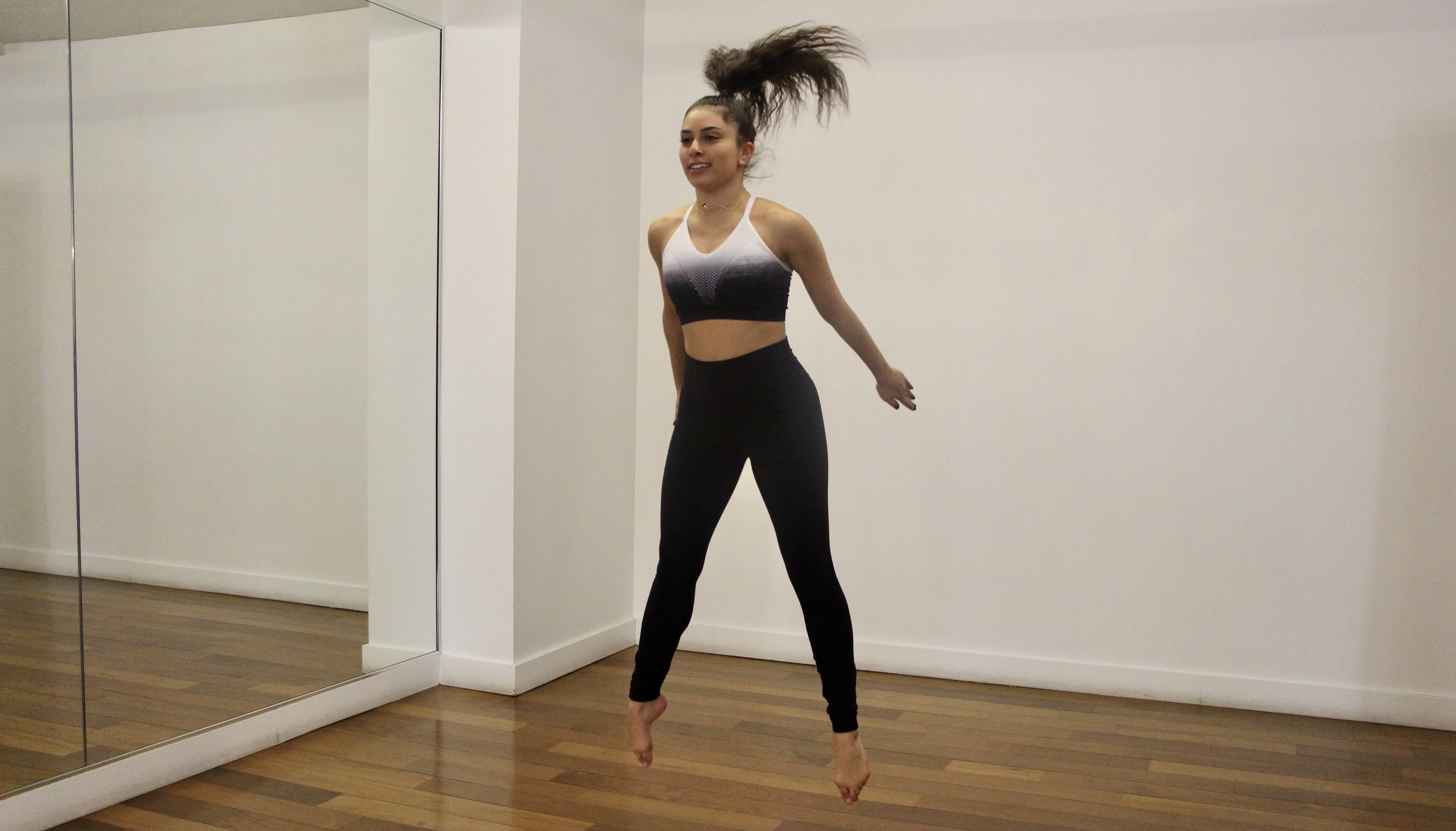 Bodyweight HIIT with Dana (en)