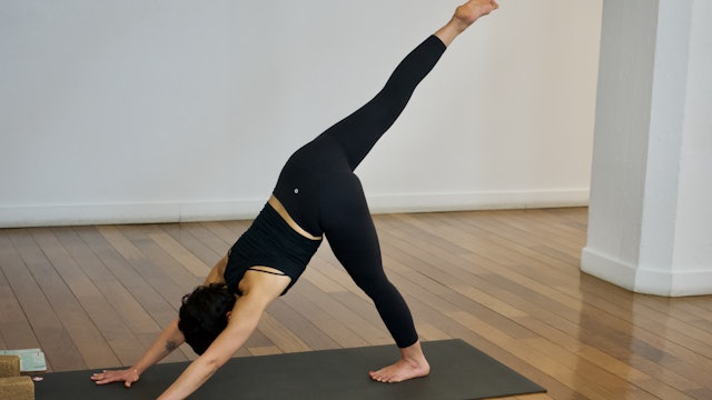 Yoga Flow with Marwa (en)