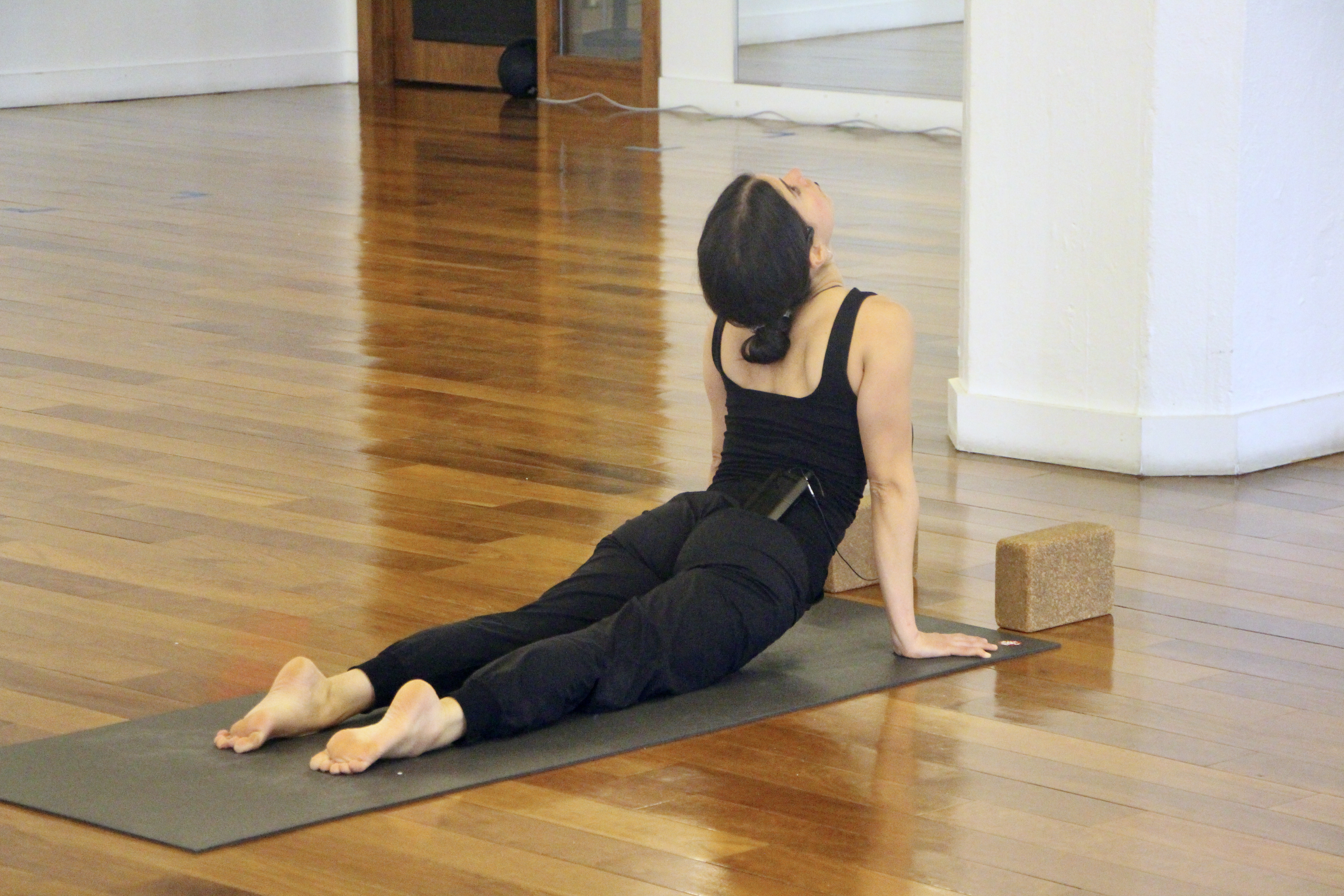 60 minute yoga with Angela (en)