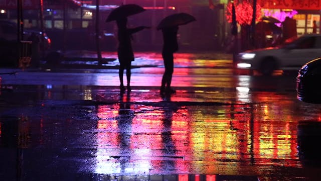 Video Of People Waiting For A Taxi On...