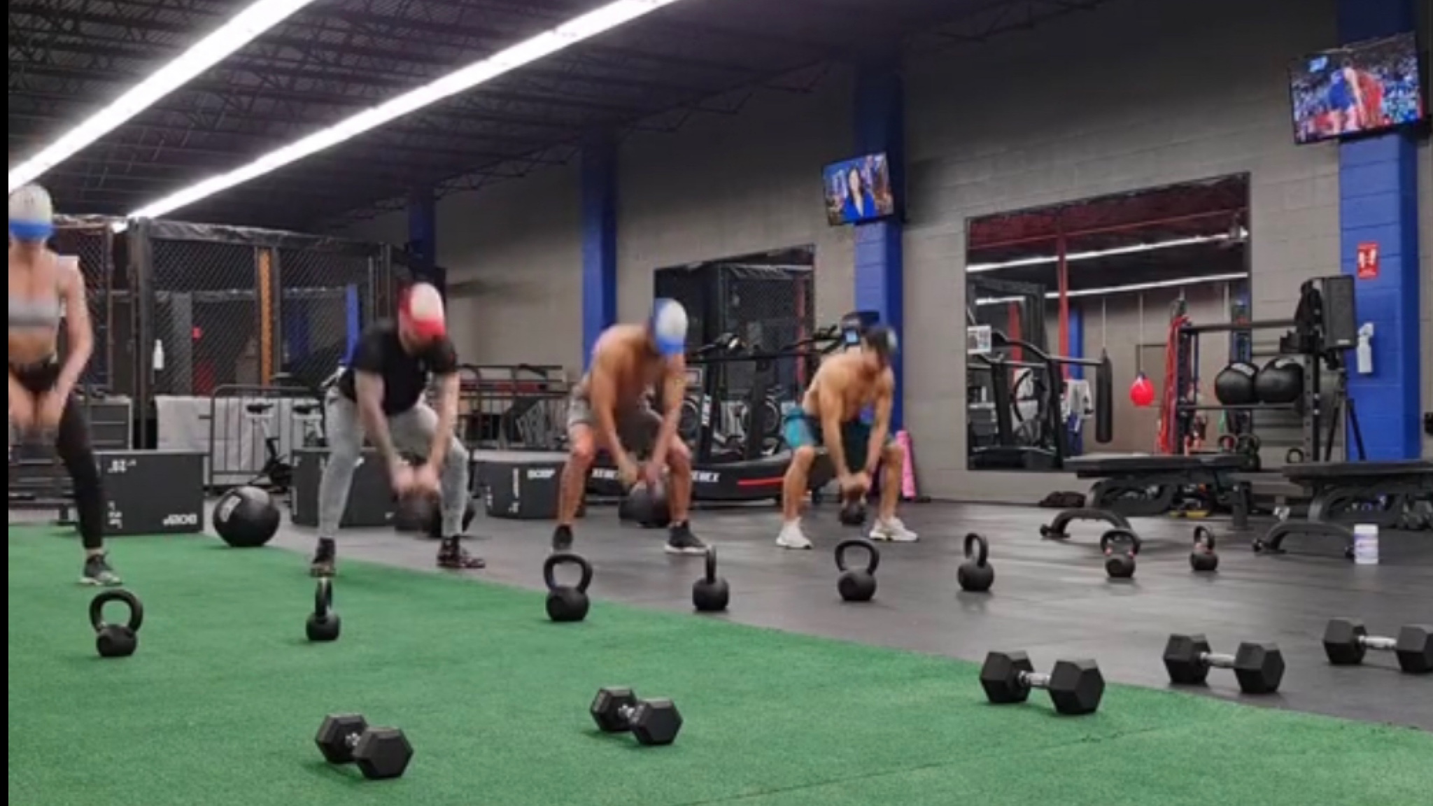 AVANZANDO CON NIVELES DE SALTOS