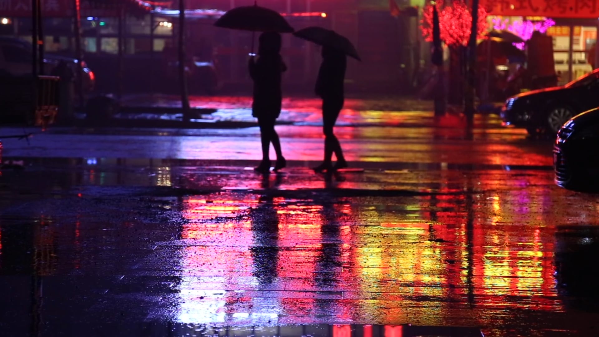 Video Of People Waiting For A Taxi On A Rainy Night
