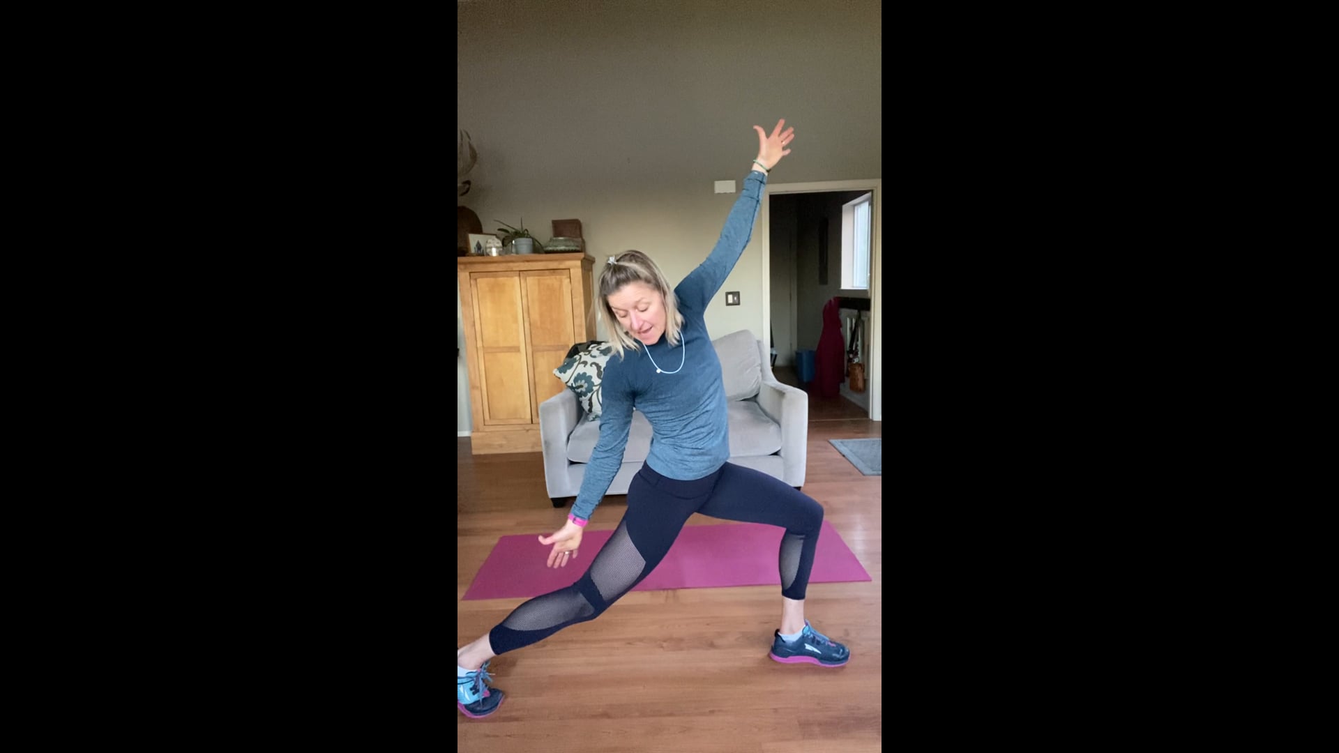 BodyForge 1 - In my living room, body weight, form & technique