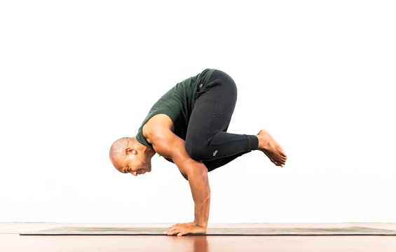 Intro to Crow Pose: Posture Breakdown with De'andre Sinette