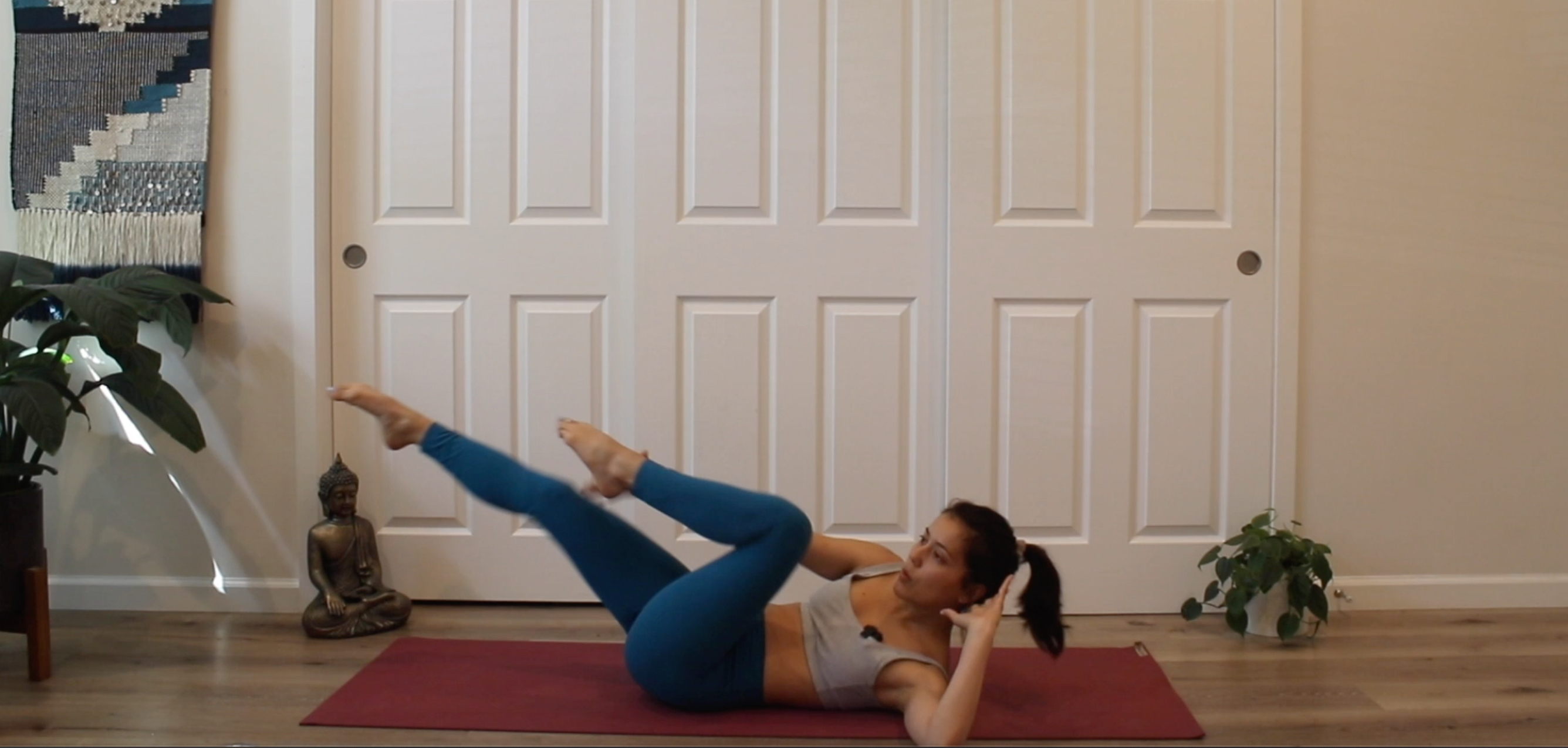 15 Min Bodyweight Sculpt with Allison Waldbeser