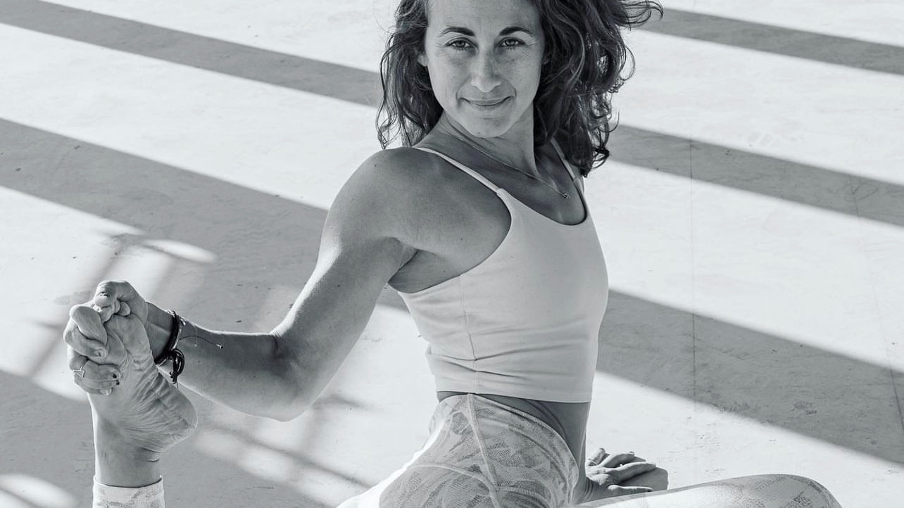 Hip Flexors and Quads: Mobility Flow with Kim Koa