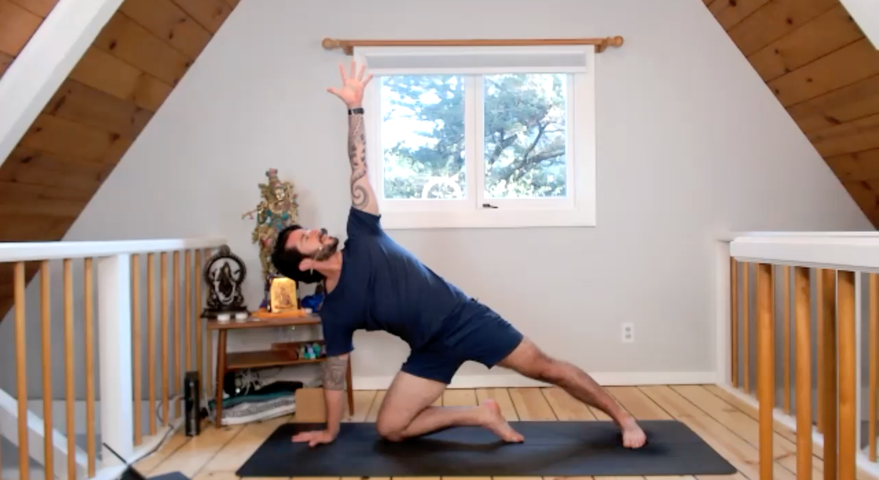 Strong Bhakti Flow with Peter Walters (LIVE)