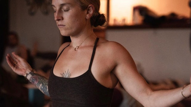 Open Your Heart: Bhakti Vinyasa with Christine Anderson (LIVE RECORDING)