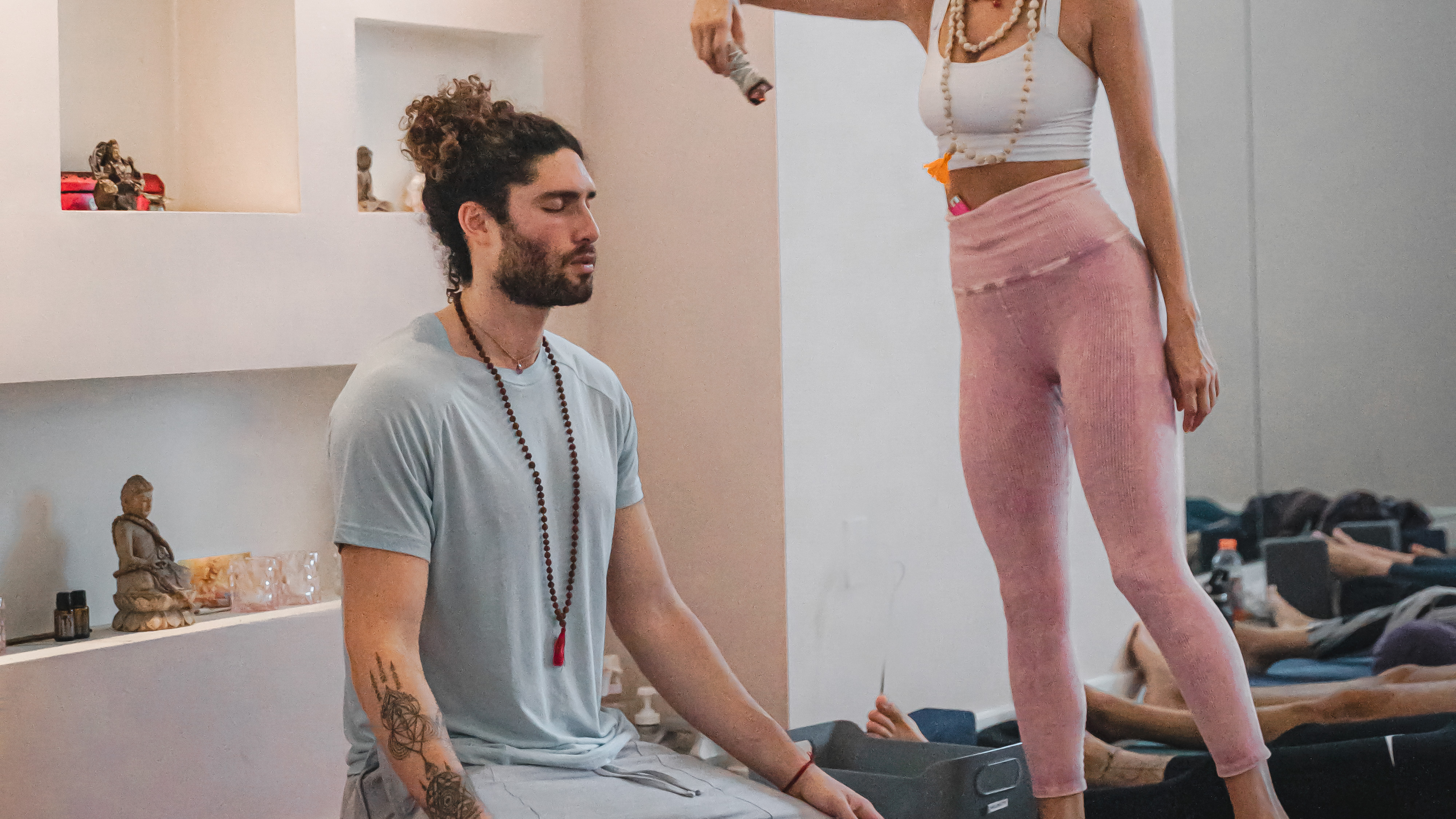 5 Minute Meditation for Anxiety Relief with Max Lowenstein