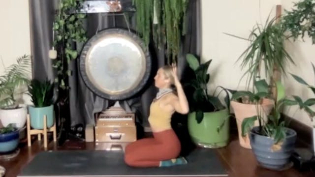 Eyes Open, Heart Open: Bhakti Vinyasa...