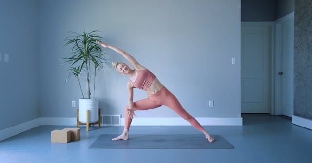 Intro to Power Yoga: 14 Days of Yoga ...