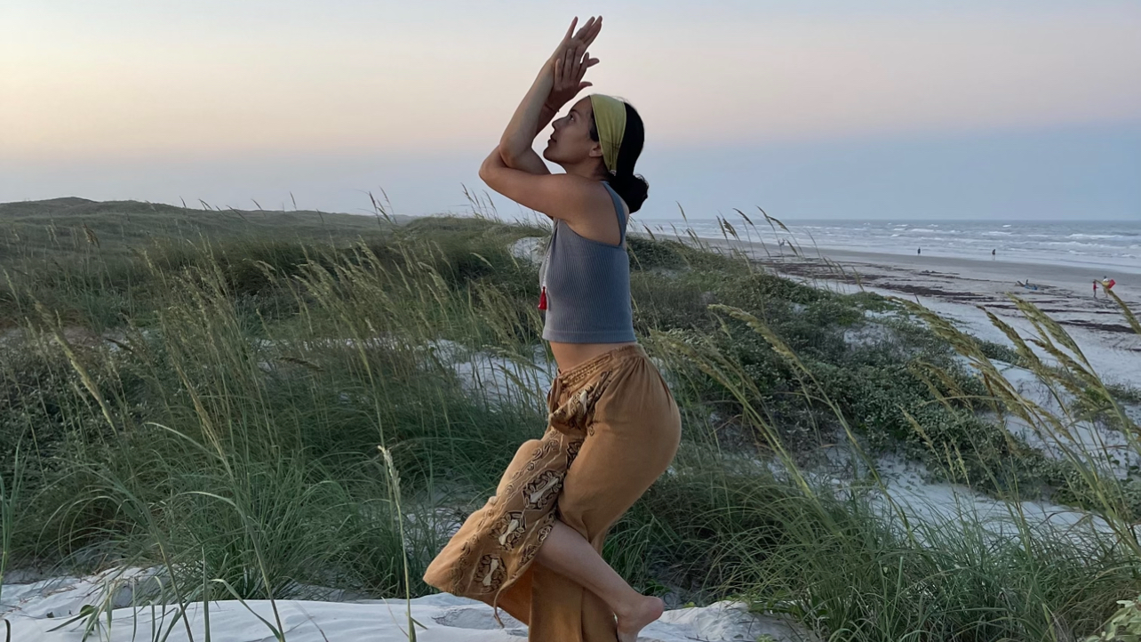 Hatha Flow with Allison Waldbeser (Instagram Live)