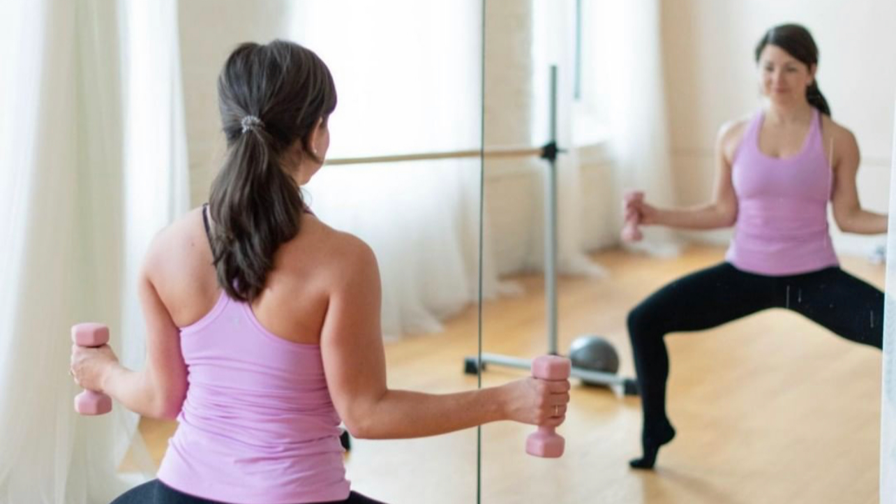 Strengthen and Tone: Barre Flow with Danielle Havens (LIVE)