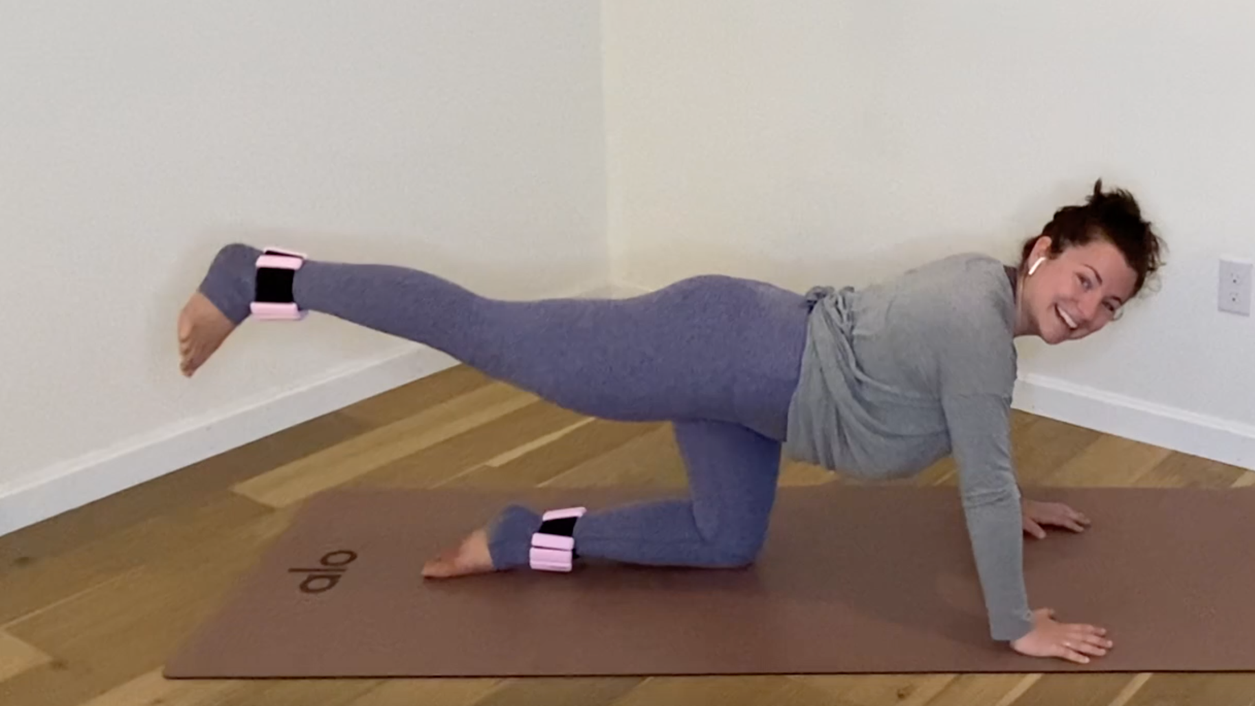 Lower Body Booty: Barre Flow with Danielle Havens