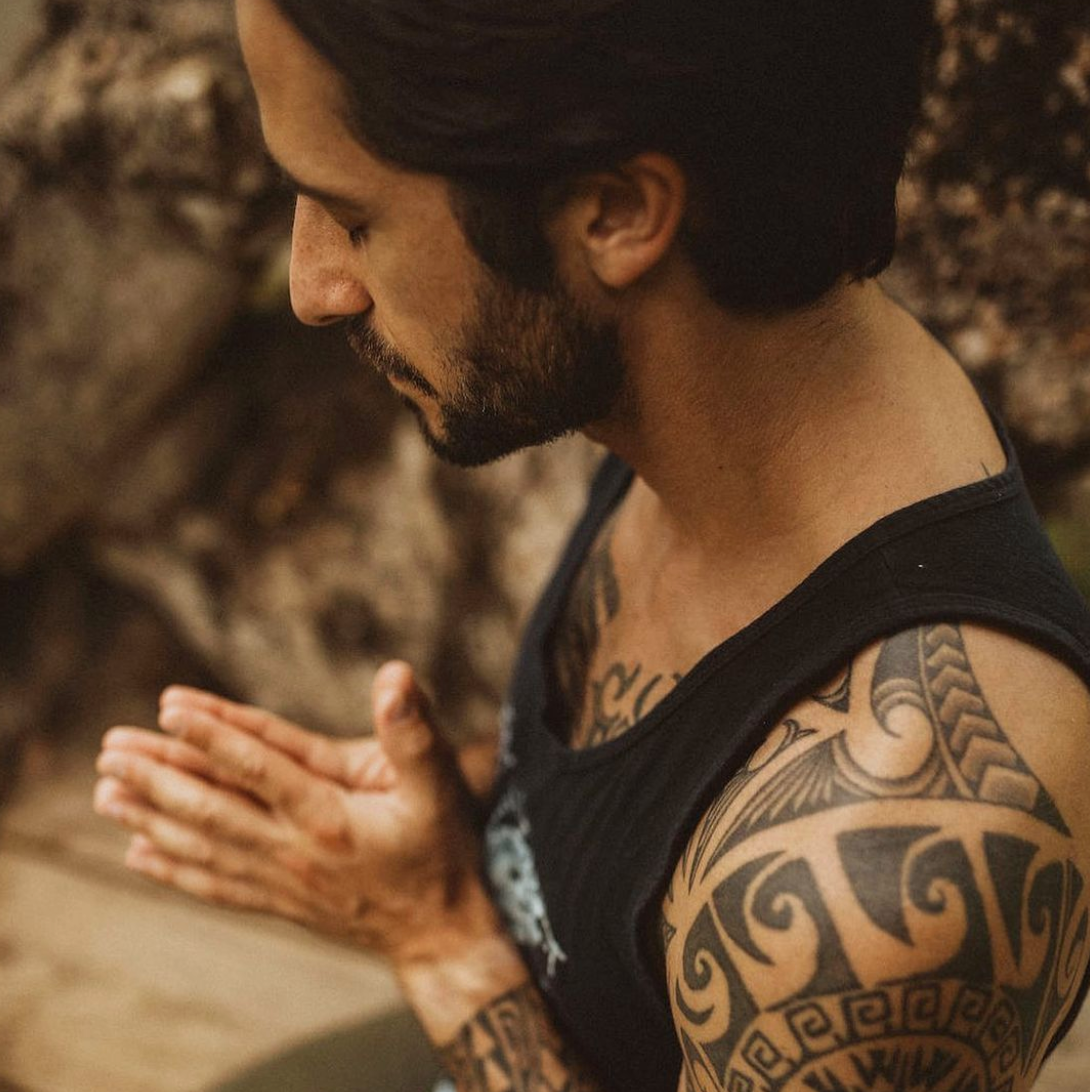 Morning Bhakti Vinyasa with Peter Walters (LIVE)