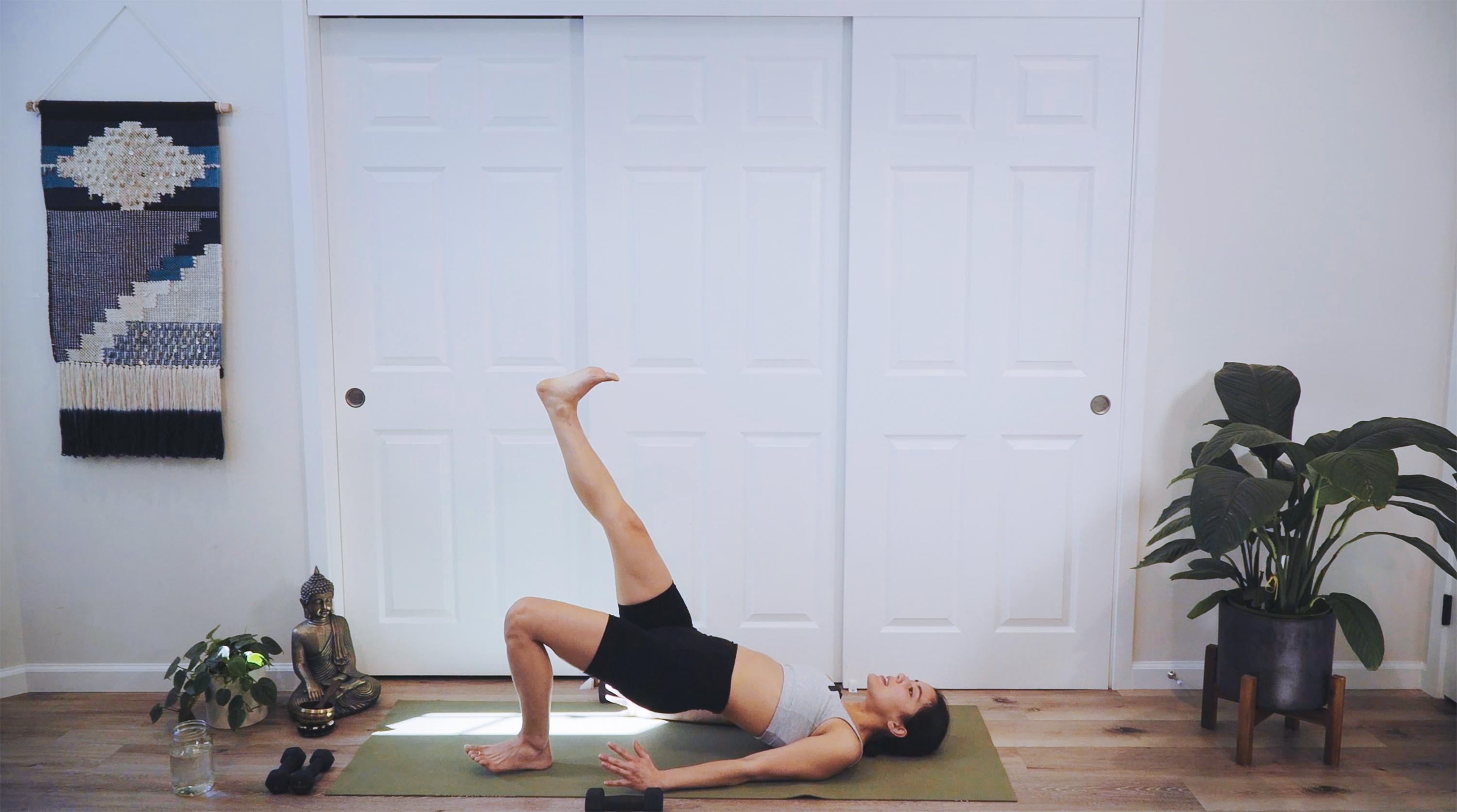 Glute and Legs: Sculpt with Allison Waldbeser