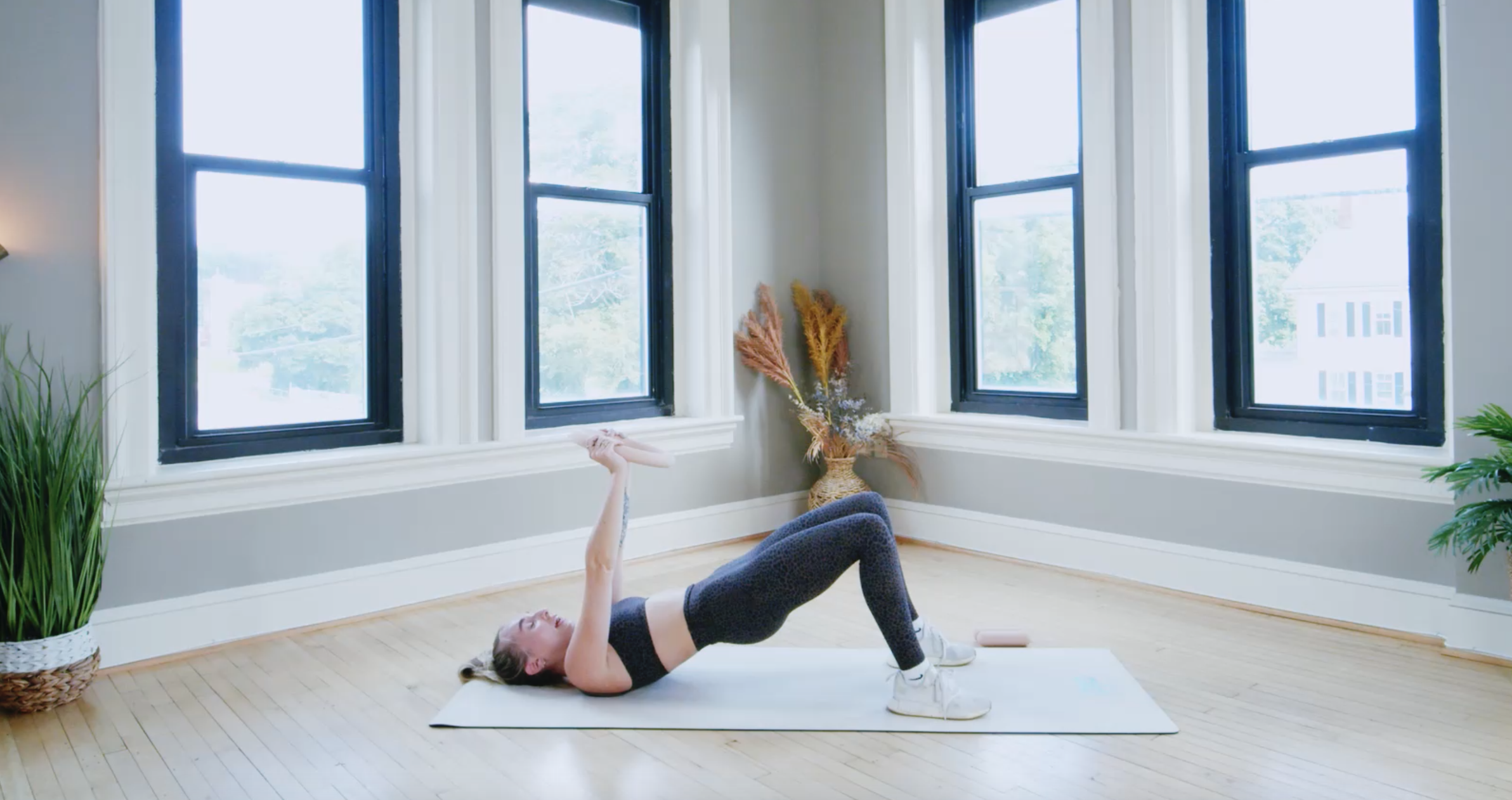 Cardio Boost: Glow Sculpt with Kaylie Daniels