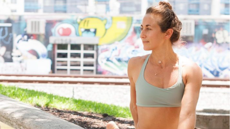20 Minute Total Body Flow: Vinyasa with Kim Koa (Instagram Live)