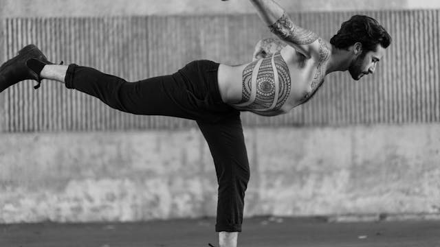 Hips and Core: Bhakti Flow with Peter...