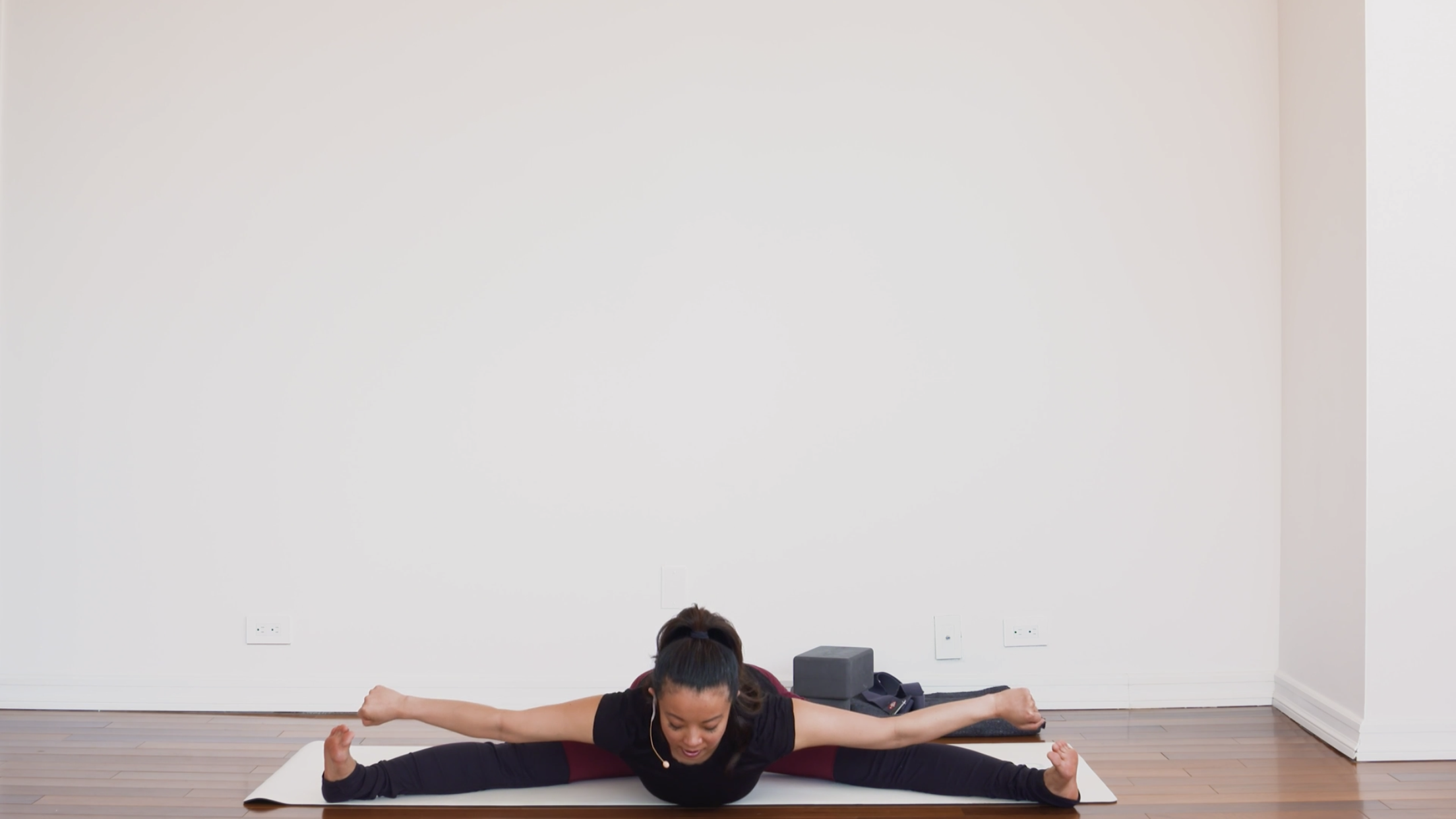 Hip Mobility with Melini Jesudason