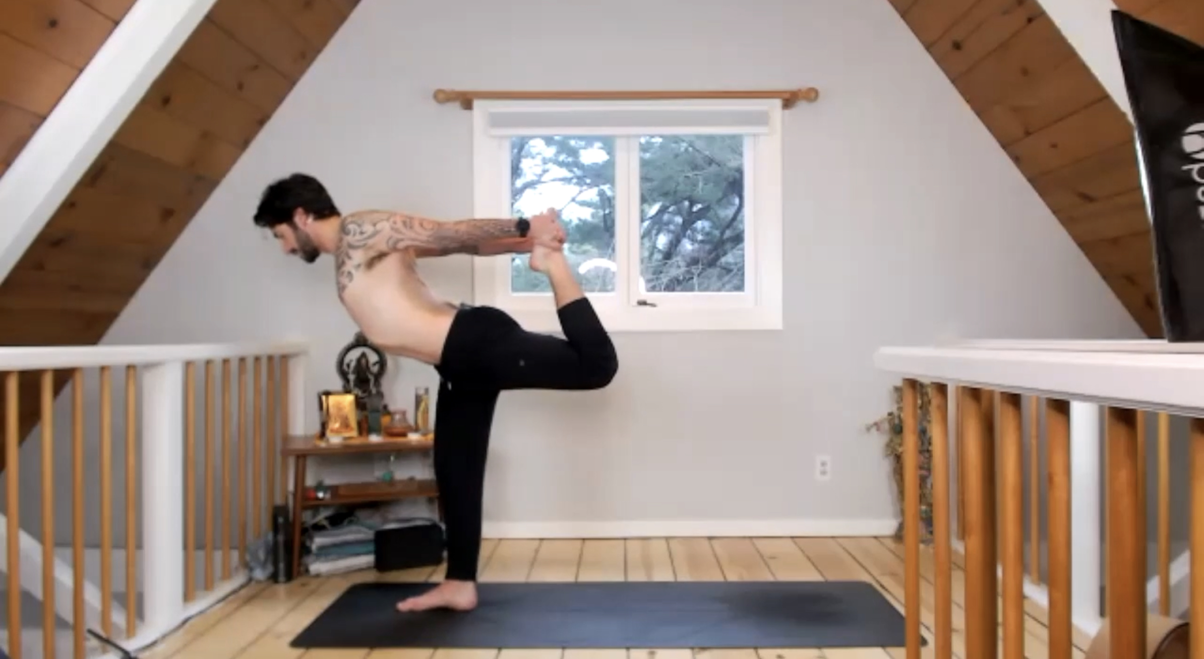 Core and Back: Bhakti Flow with Peter Walters (LIVE)