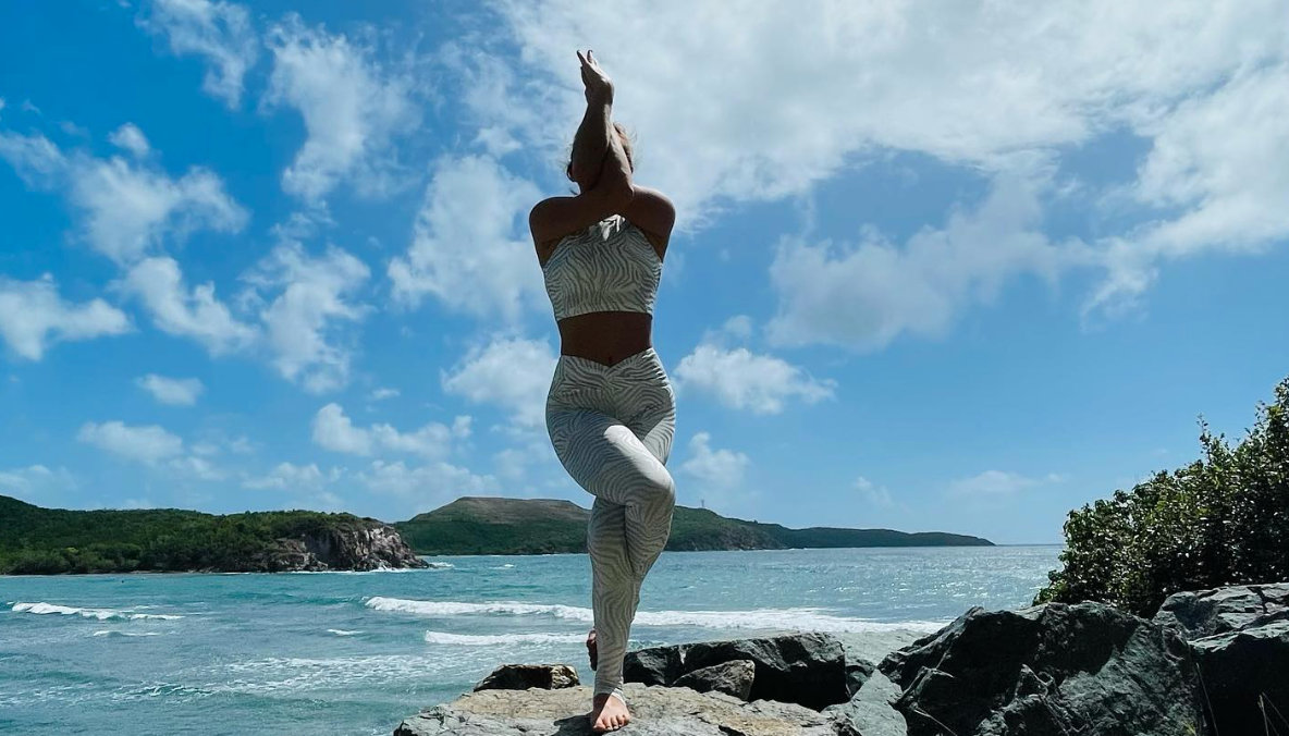 Stable Shoulders: Mobility Flow with Kim Koa (LIVE)