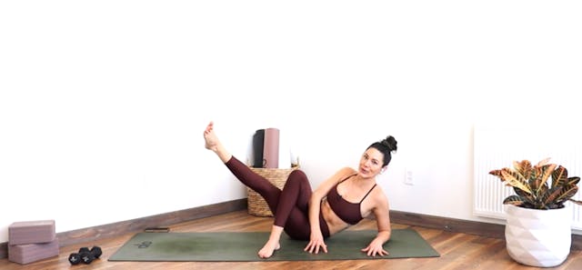Lower Body: YogaSculpt with Missy Fre...