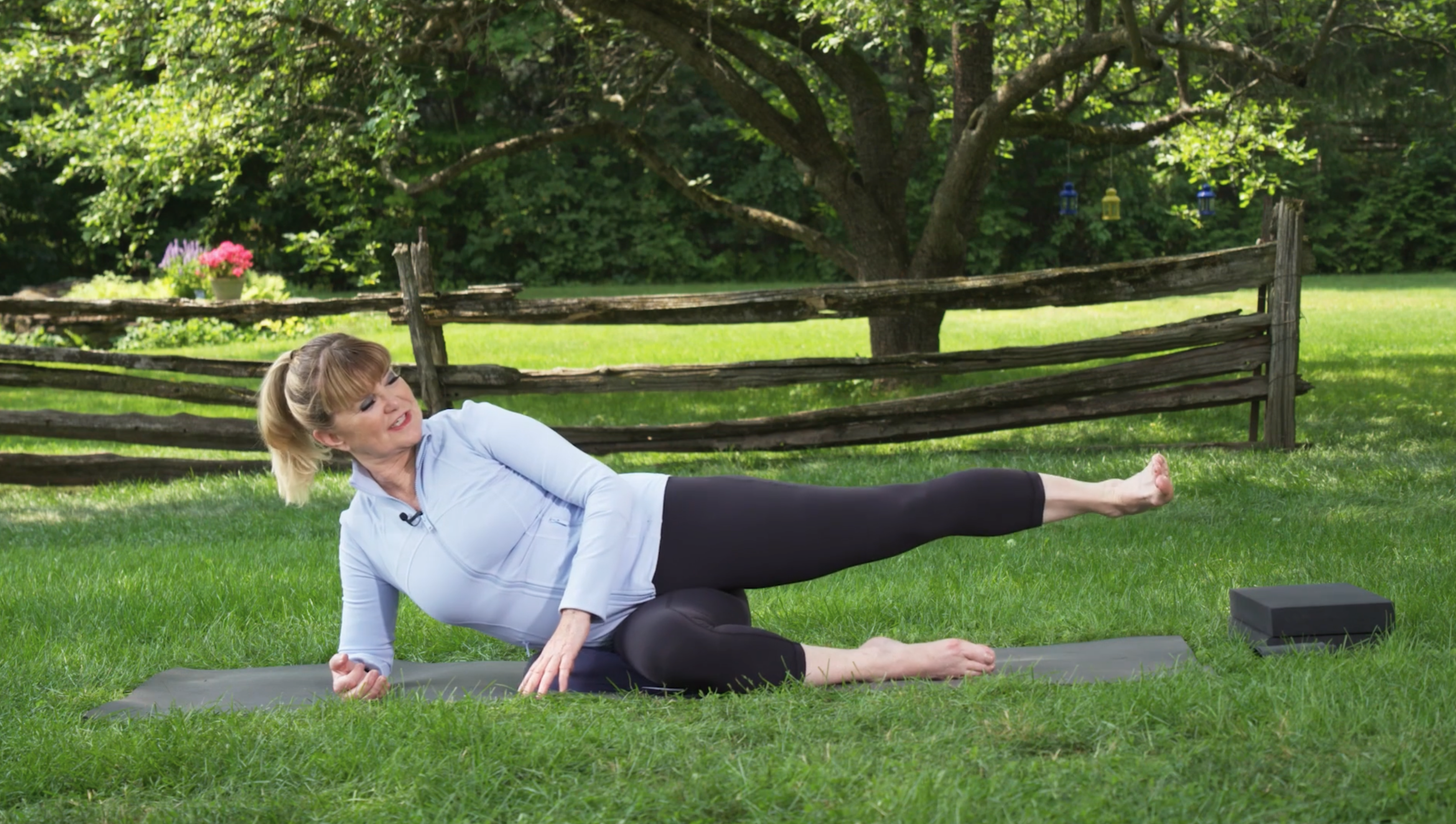 SATURDAY | Season 14 Ep. 16: Hip & Glute Strengthening