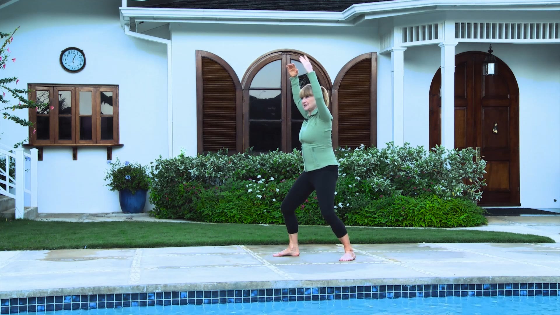 Day 13 | Season 12 Ep.22 Hip and Glute Stretch