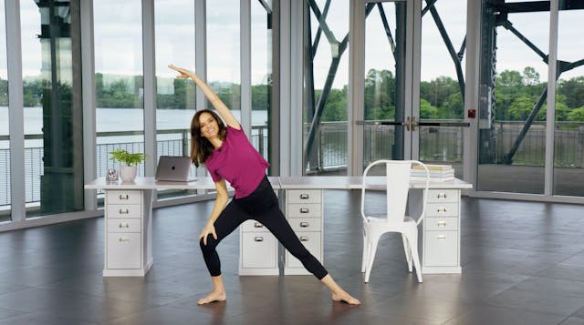 Desk Workout: Back Strength & Posture...