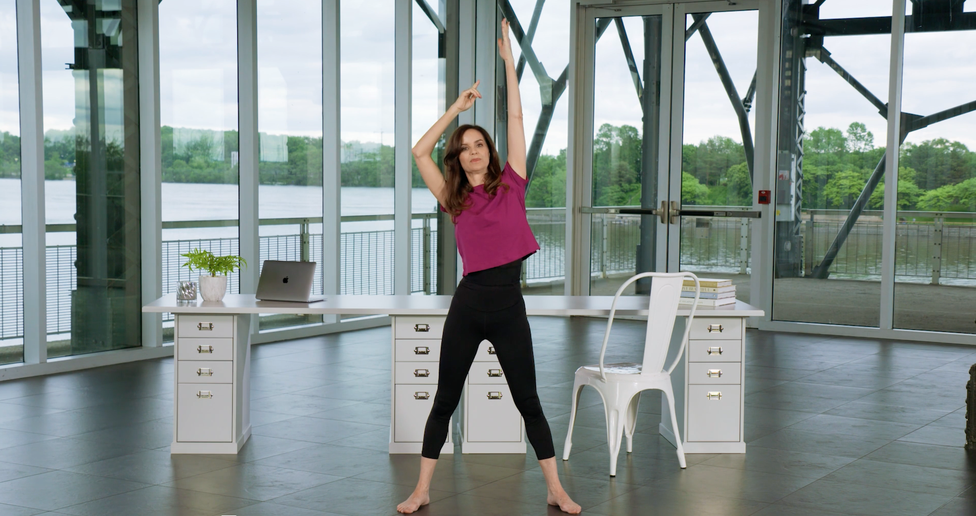 Desk Workout: Shoulder Release