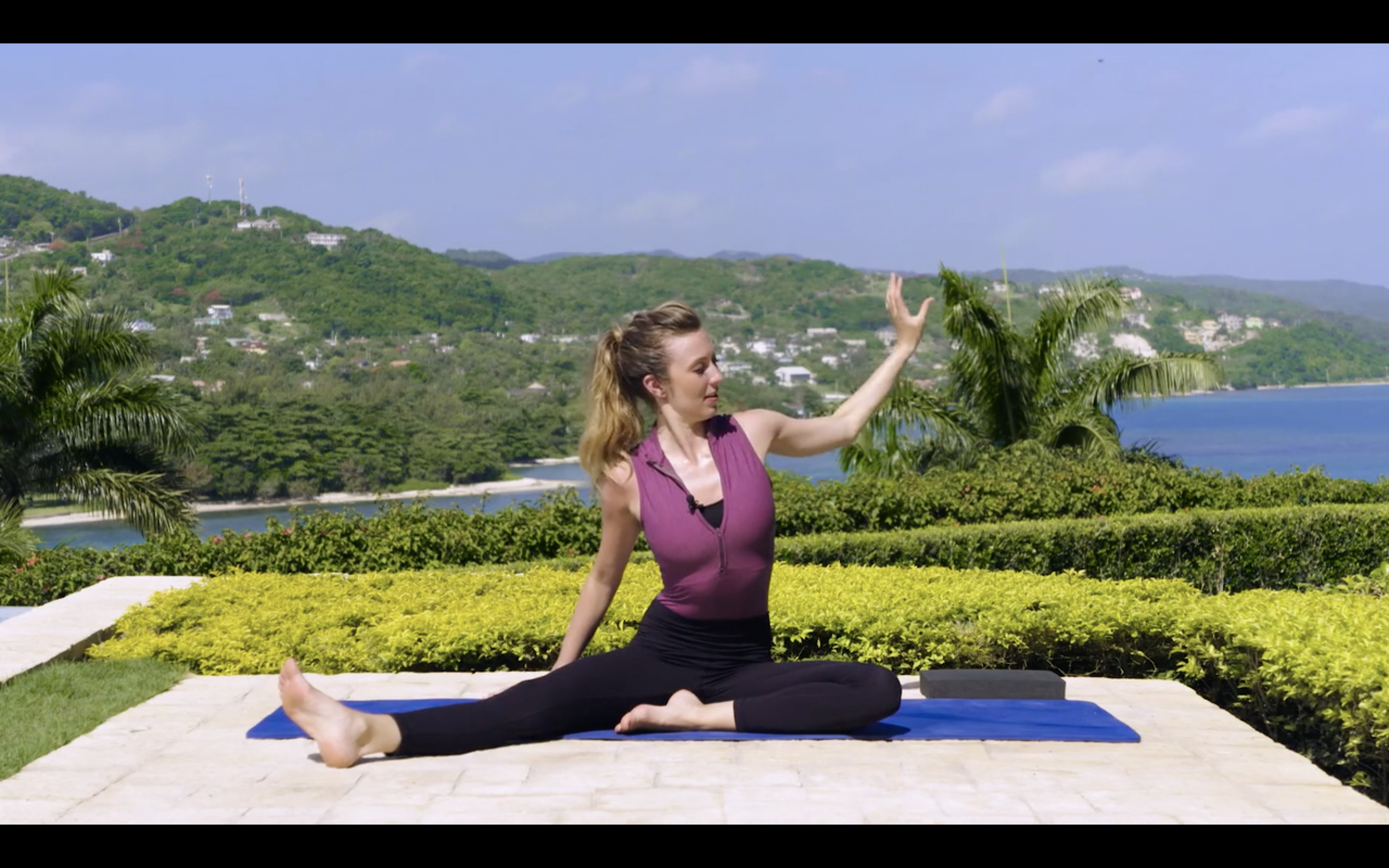 Full Body Deep Stretch with Amanda Cyr