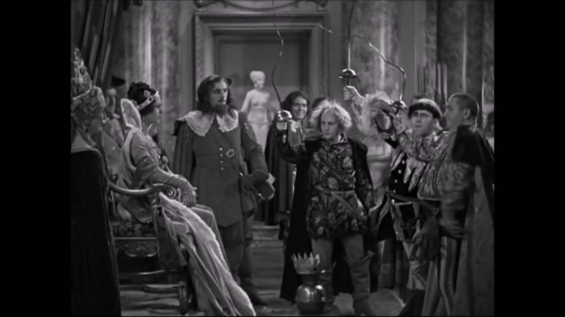 Three Stooges: Restless Knights (1935)