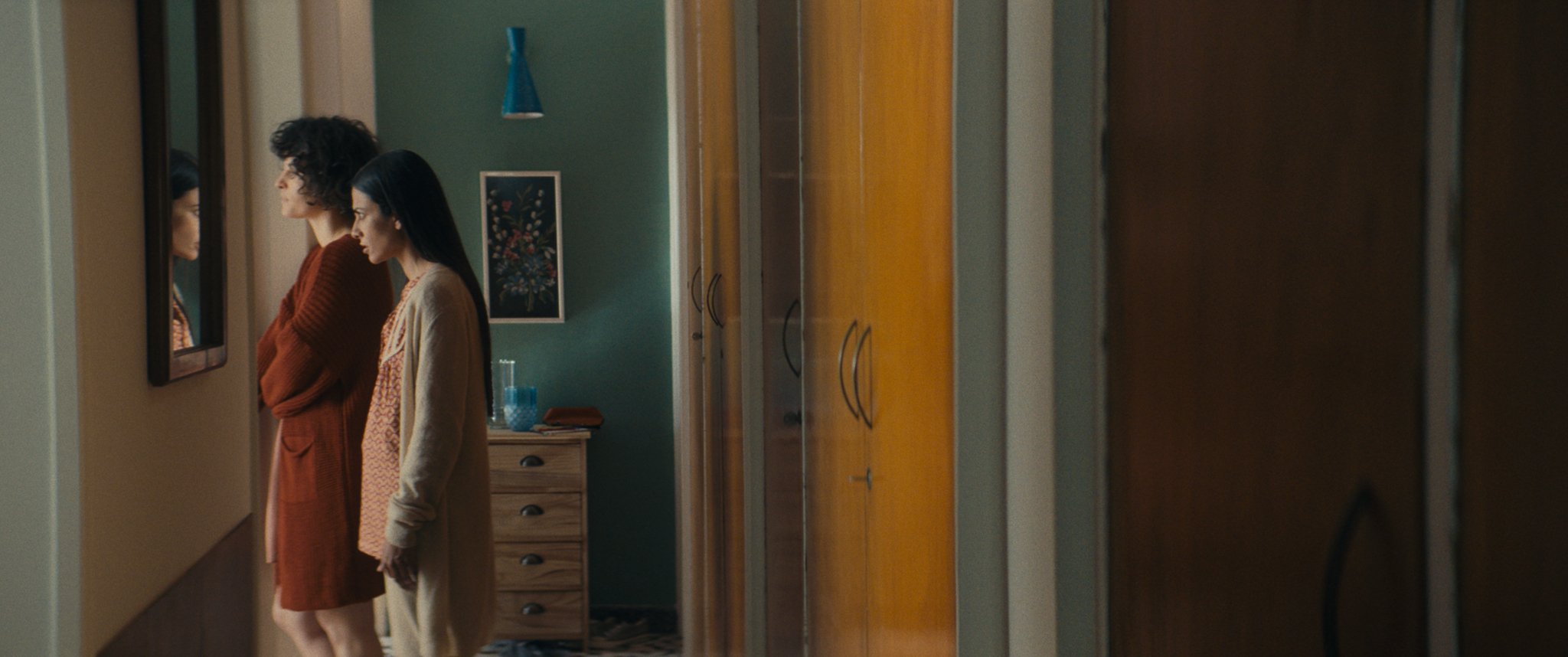 EMBRYO LARVA BUTTERFLY