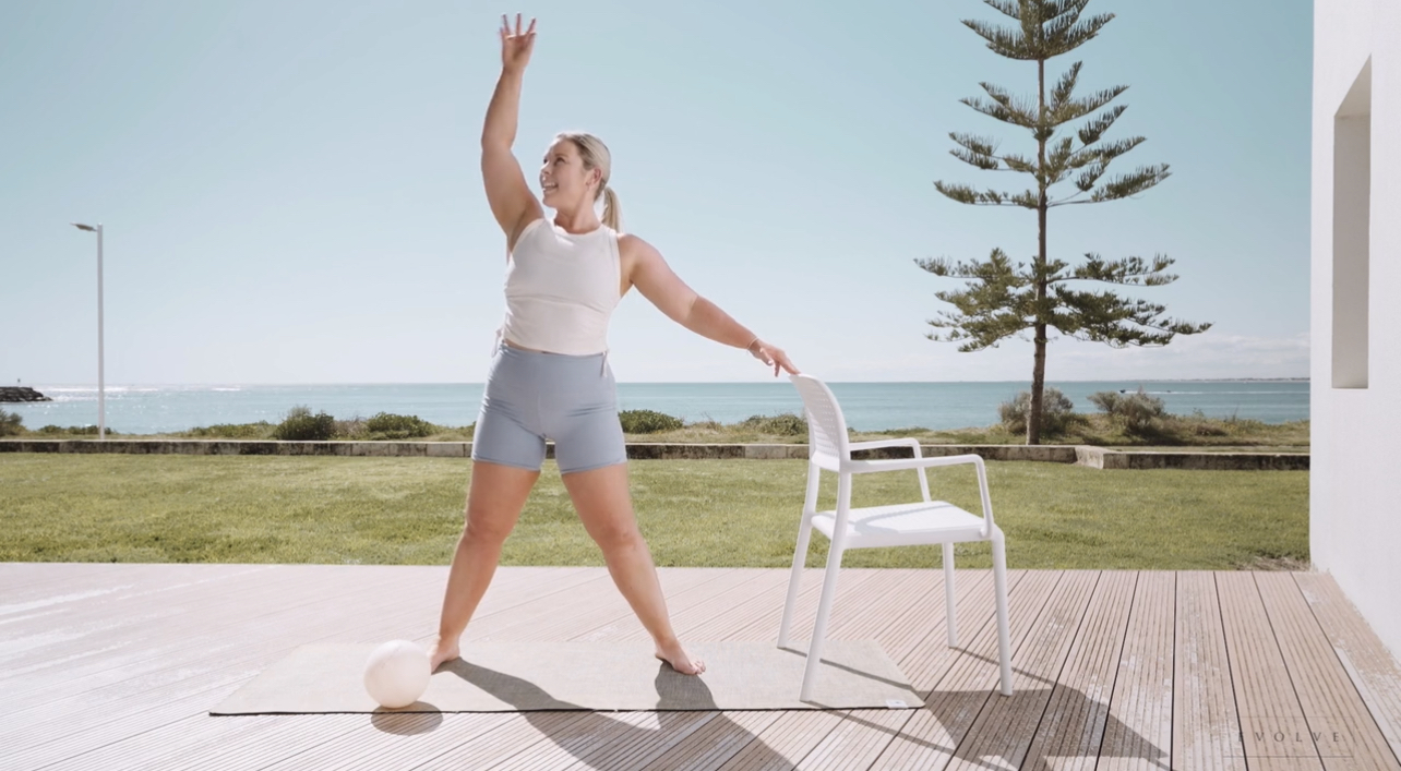 Barre Mini Stability Ball Leg sculpt