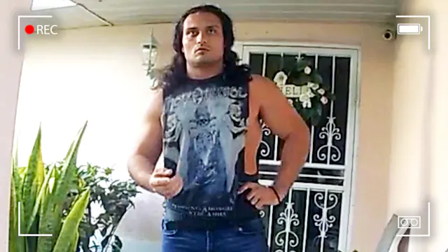 Cops Catch Man Carrying Dismembered T...
