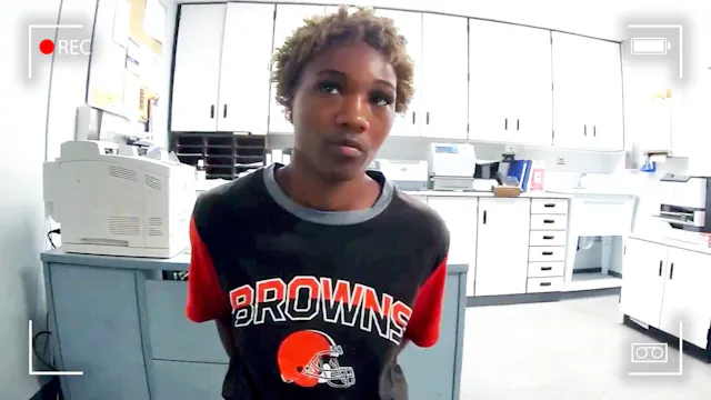 Teen Murders Mom, Then Posts Dead Bod...