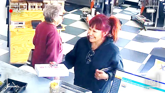 She Helped Her Mom Choose the Gun Tha...