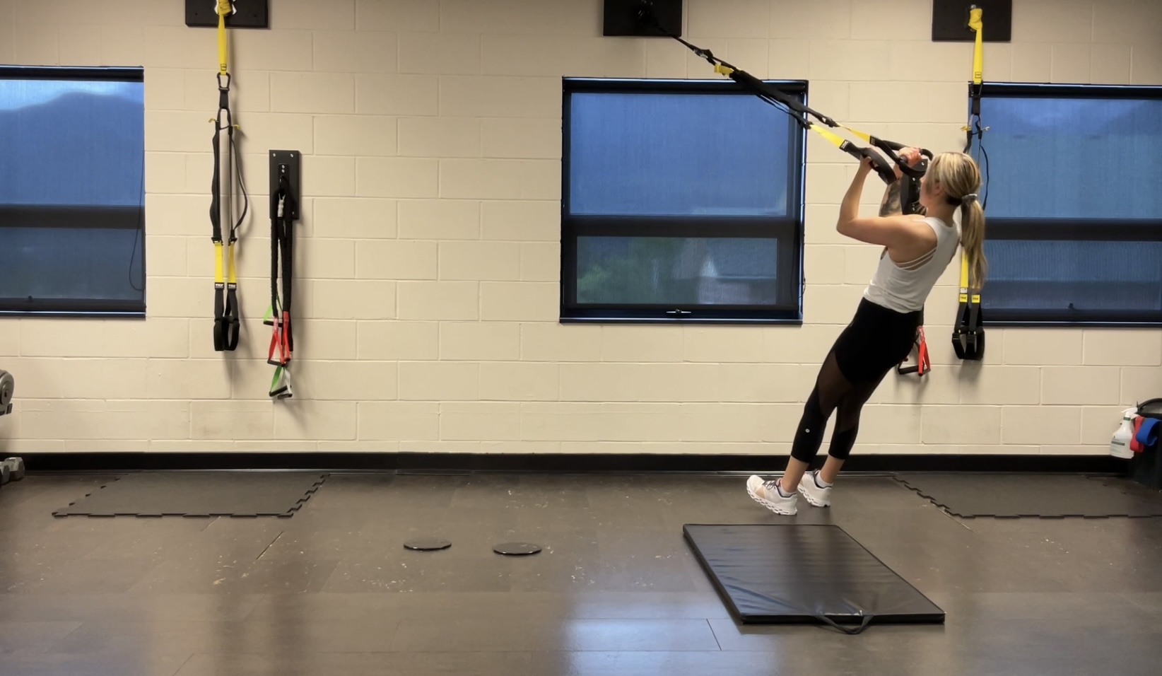 #8 Suspension Trainer or Bunjee Cord Resistance Band Strength Workout