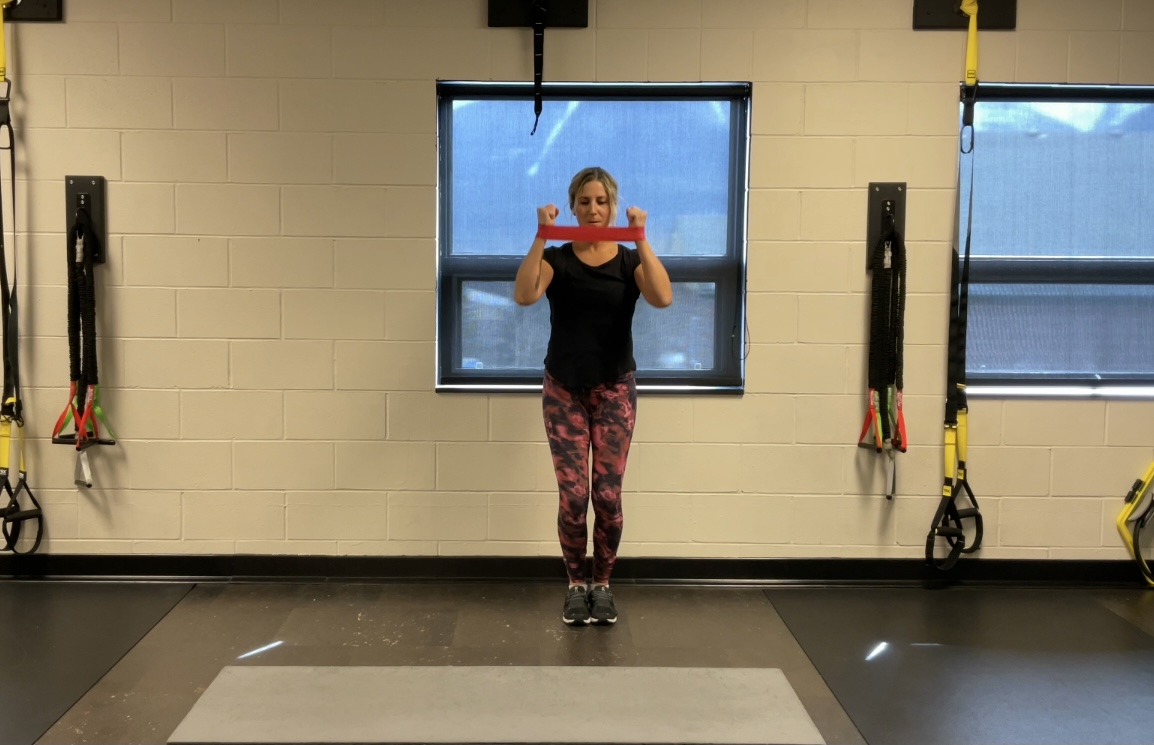 Travel workout- 6 exercises to follow