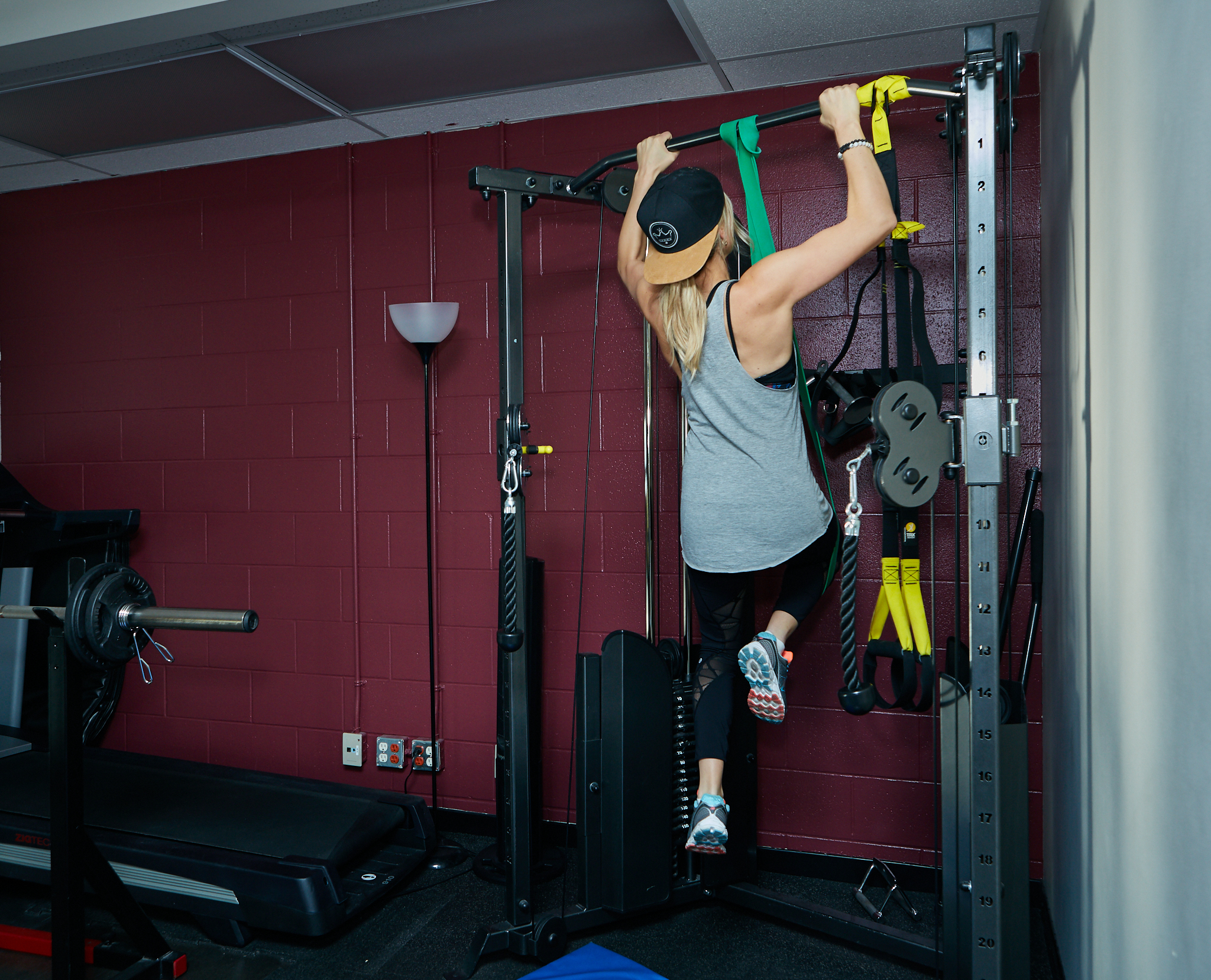 Group Personal Training #18-Triceps/Biceps/VMO work/Lower body/Core/Upper back