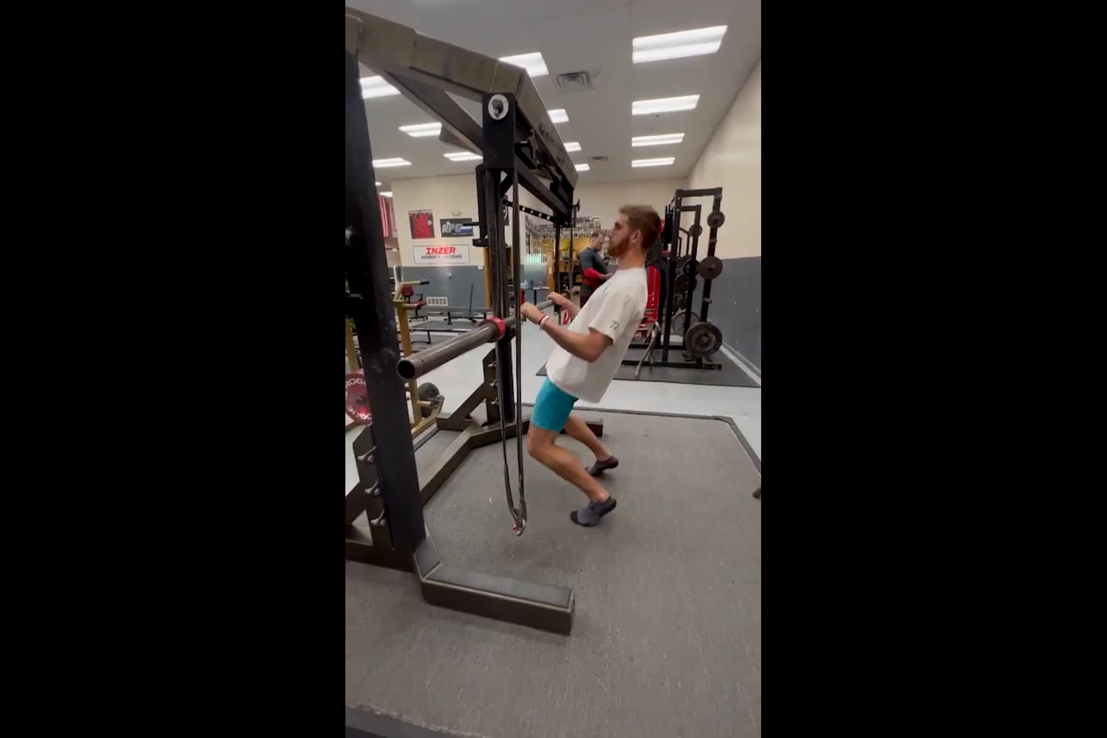 Assisted Sissy Squats