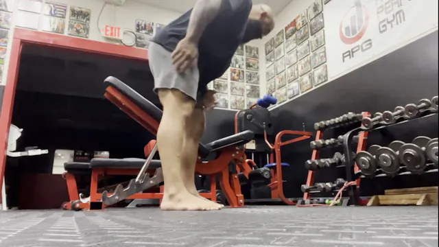 Single Leg Psoas Raise Against Band