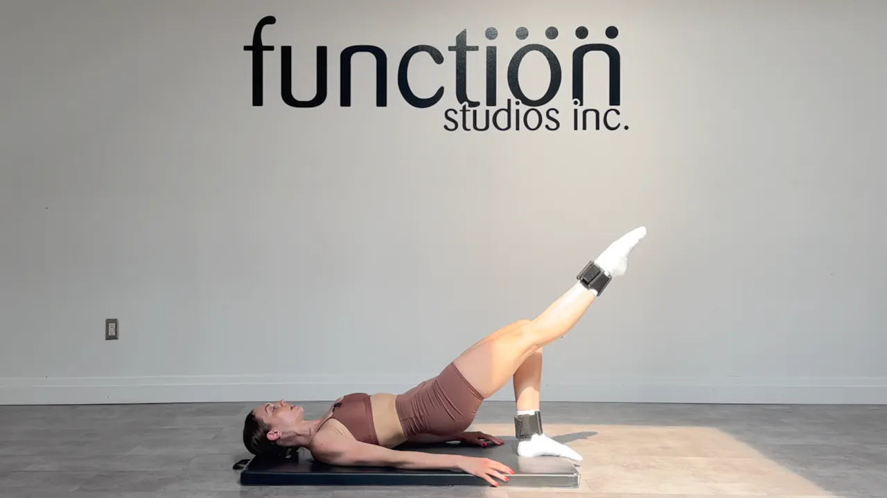 Quick Pilates Abs & Ass with Sami - Function Online