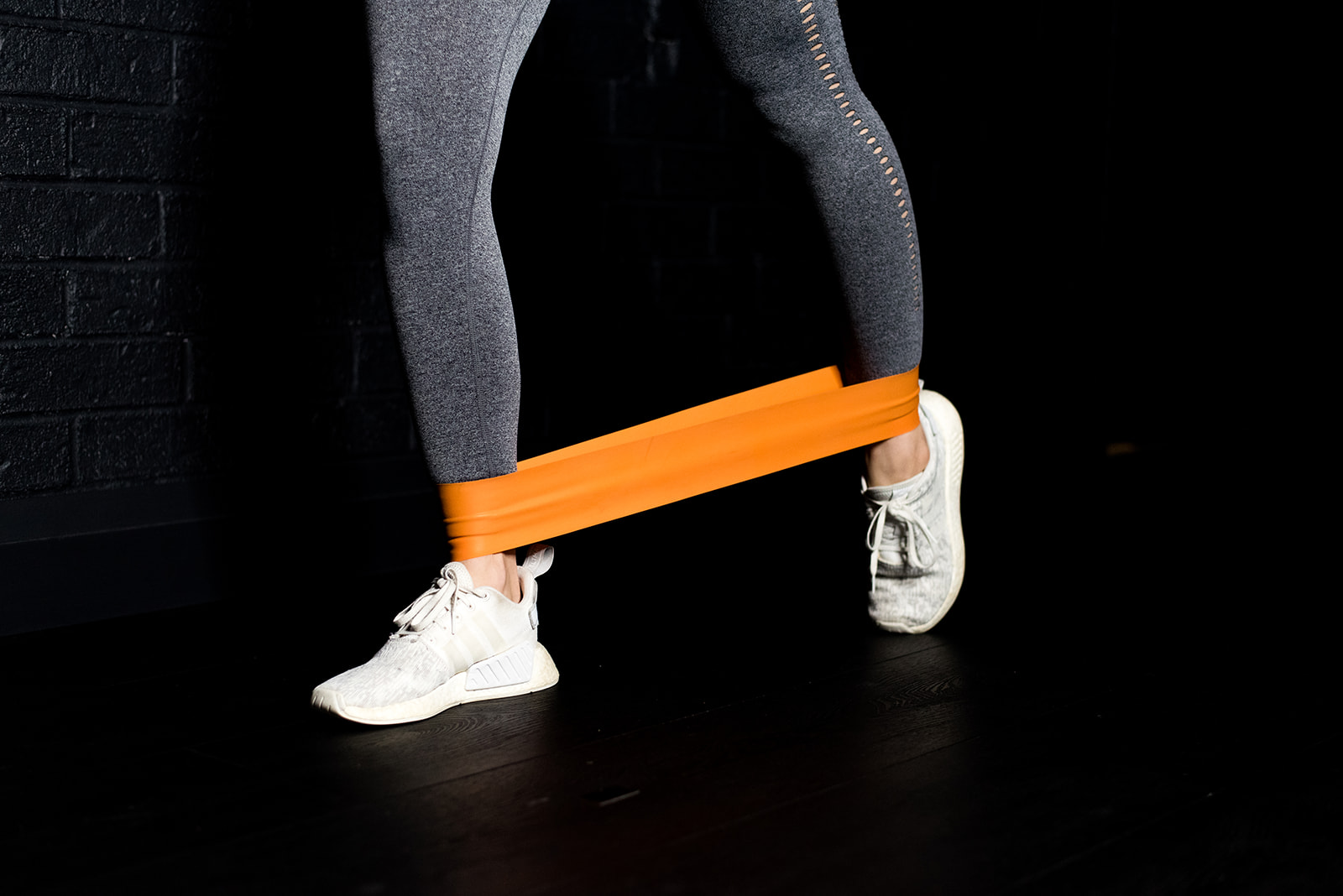 Barre Arms Abs & Booty with Sami