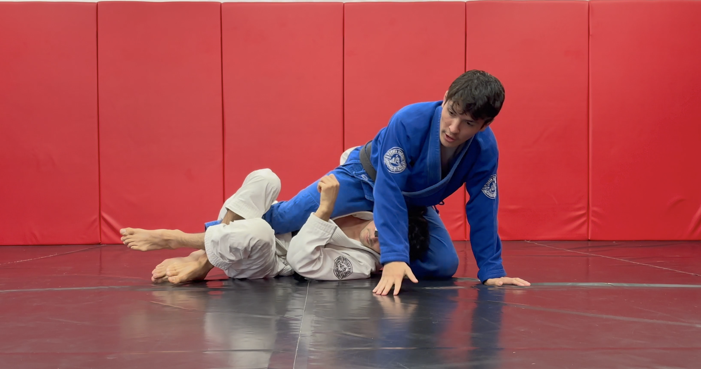 Fundamentals: Escaping deep half guard