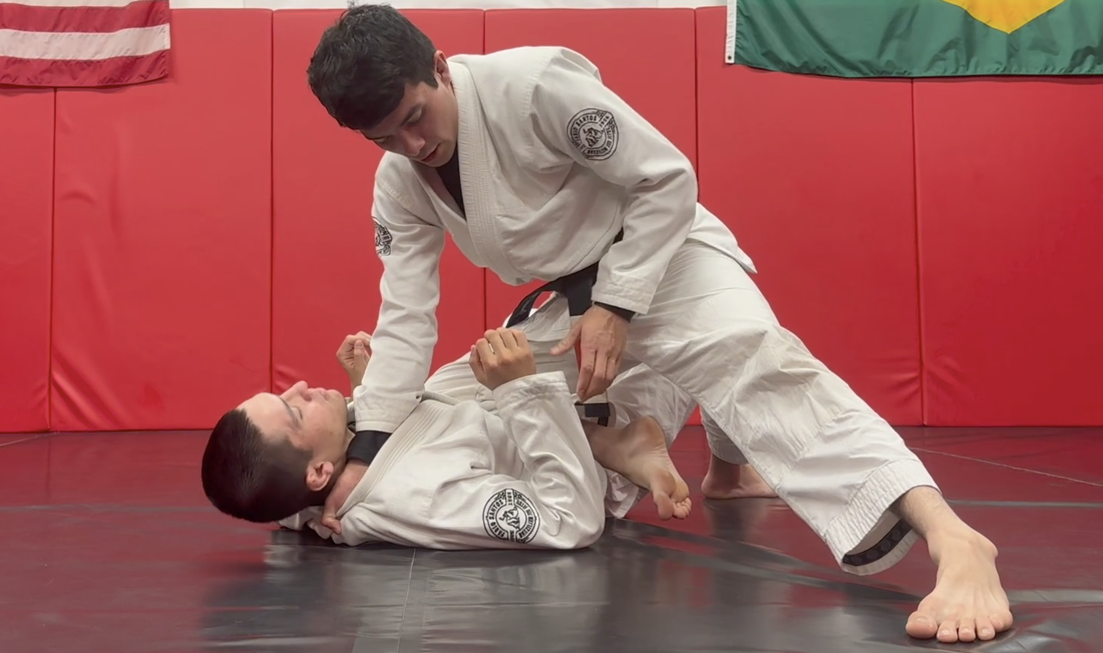 Fundamentals: Knee on belly