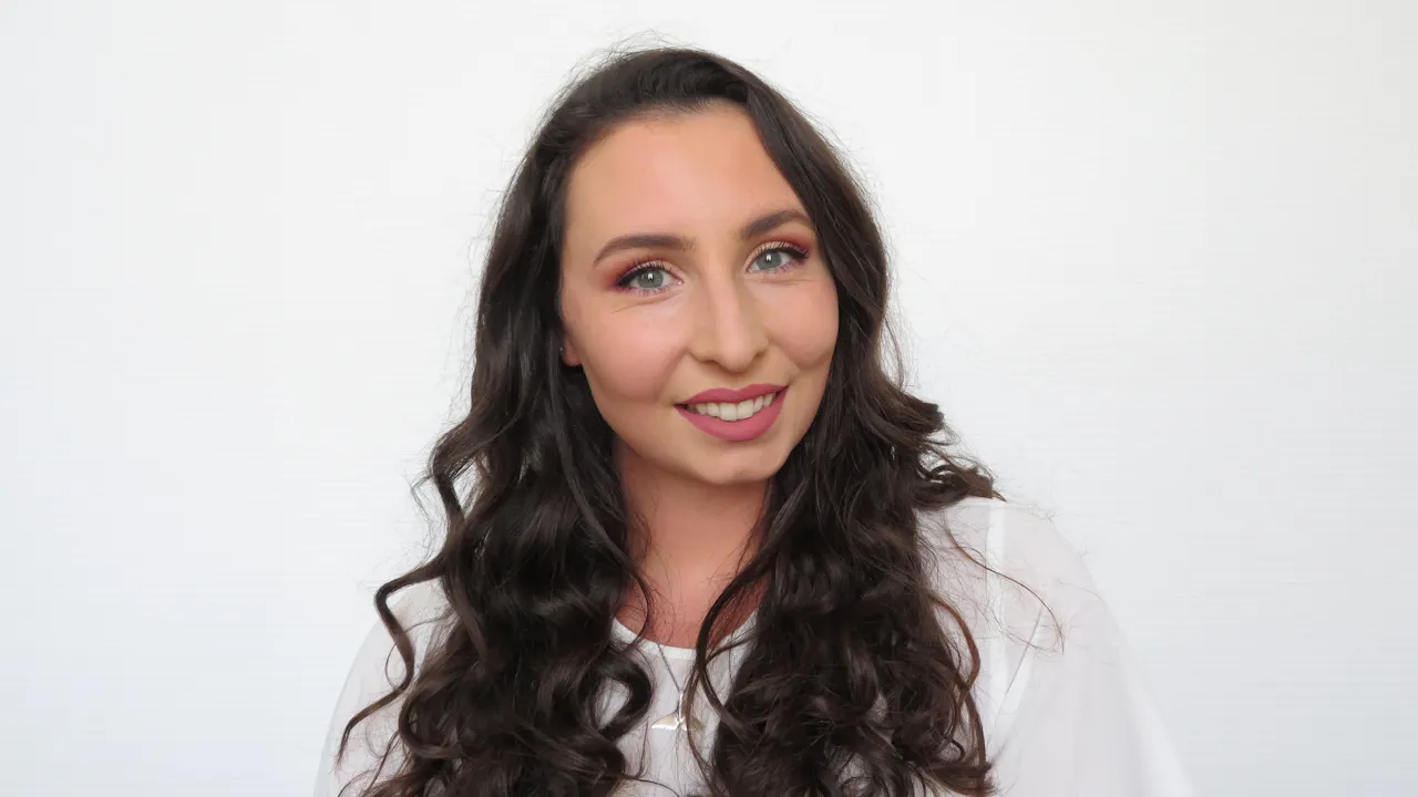 Hazel McBride on A Queen Crowned in Flames